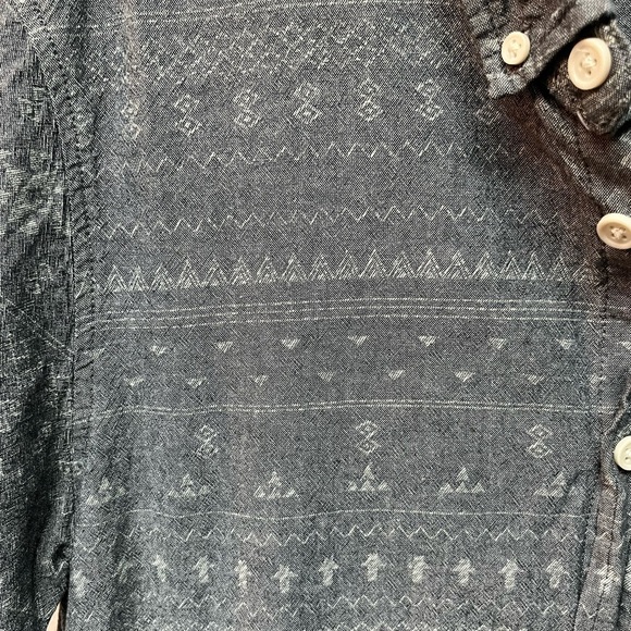 Silverlake Men's Gray Short Sleeve Shirt. - Picture 2 of 5